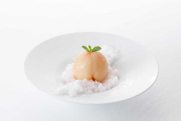 夏の一皿「白桃」